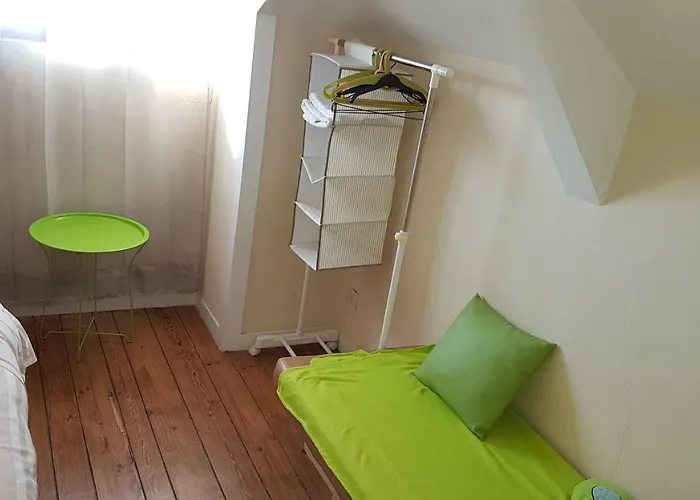 科​​斯塔卡布拉尔公寓 *