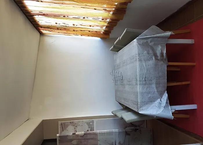 科​​斯塔卡布拉尔公寓 * 波尔图